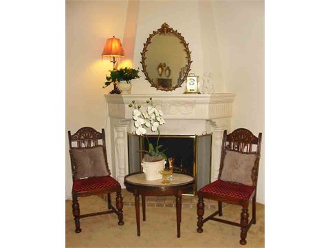 victorian-sitting-area-webjpg